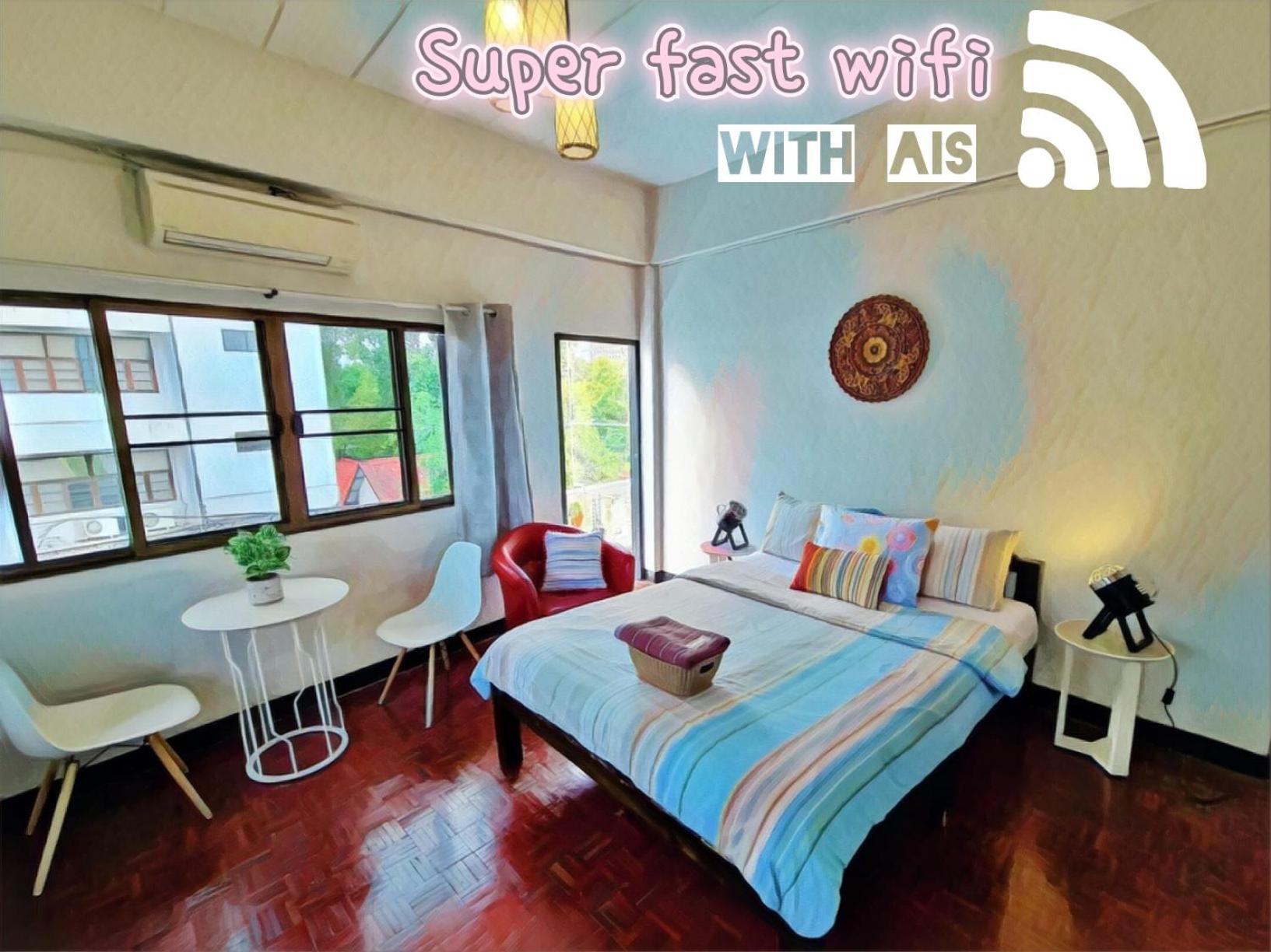 Bed And Terrace Guesthouse Chiang Mai Bagian luar foto
